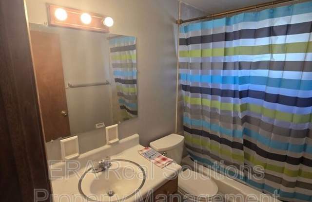 881 Kingsford Rd - 881 Kingsford Road, Columbus, OH 43204