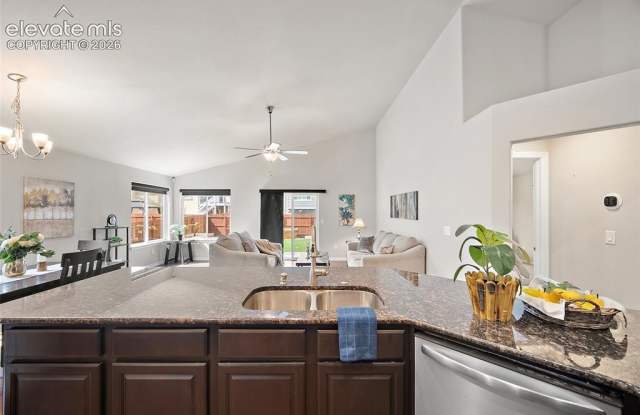 12670 Hiddenwalk Way Gallery 4
