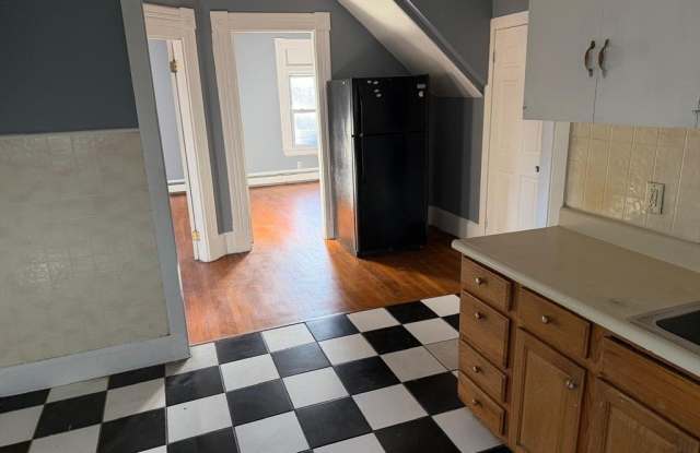 175 Ashmont St unit: 2 photos photos