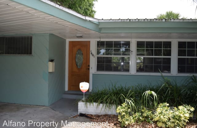 1401 Roscomare Ave. - 1401 Roscomare Avenue, Orlando, FL 32806