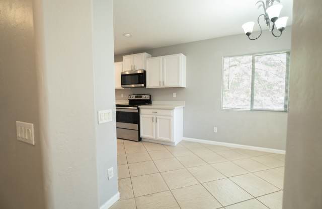 1744 Maddison Circle Gallery 3
