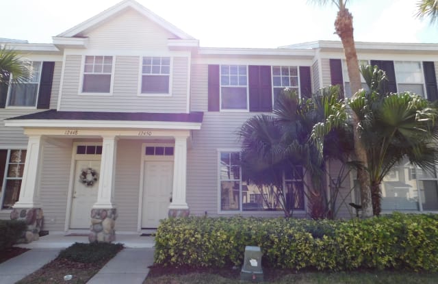 12450 Country White Cir - 12450 Country White Circle, Town 'n' Country, FL 33635