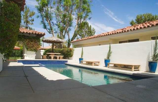 79695 Mandarina photos photos 79695 Mandarina photos photos