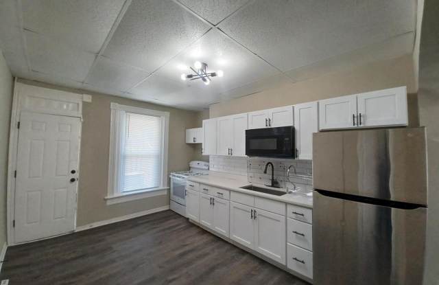 711 N STREEPER Street photos photos