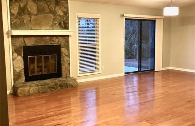 515 S S Kimberly Ct Gallery 4