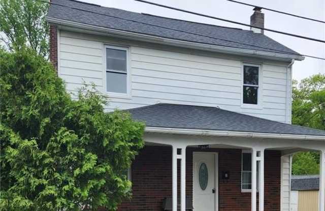 151 Utica Avenue photos photos