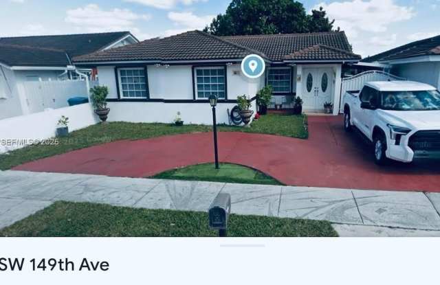 5673 SW 149th Ave - 5673 Southwest 149th Avenue, Kendall West, FL 33193