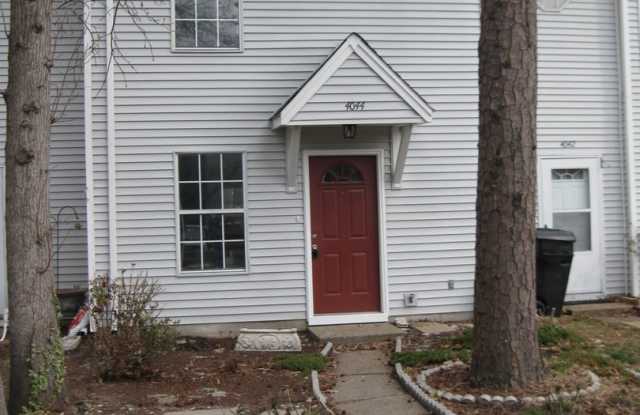 Beautiful 2 Bedroom townhouse in Thalia photos photos