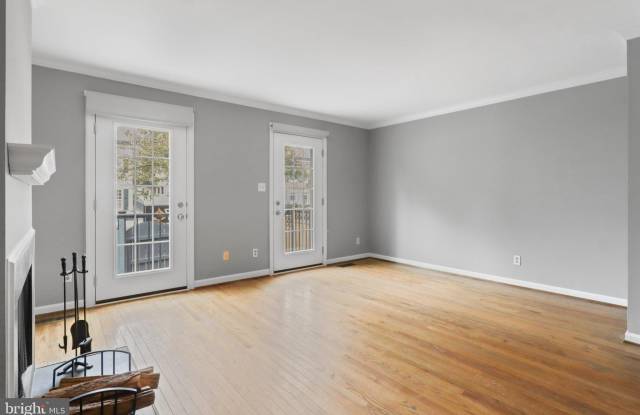 441 OLD TOWN Court Gallery 4