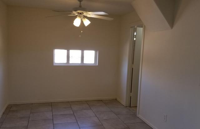 COZY AND AFFORDABLE UNIT ACROSS FROM CELEBRITY THEATER photos photos