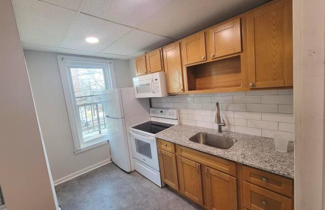449 E HIGH STREET - 449 East High Street, Pottstown, PA 19464