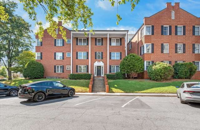 (Coming Soon) 2 bedroom condo on the Edges of Uptown, Dilworth, and Myers Park. photos photos