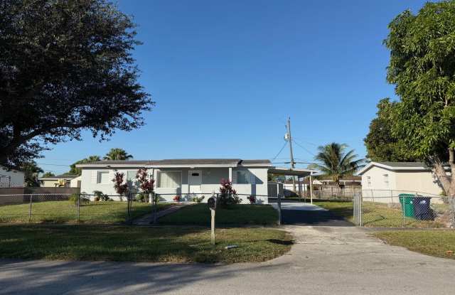 13710 Harrison St - 13710 Harrison Street, Richmond Heights, FL 33176