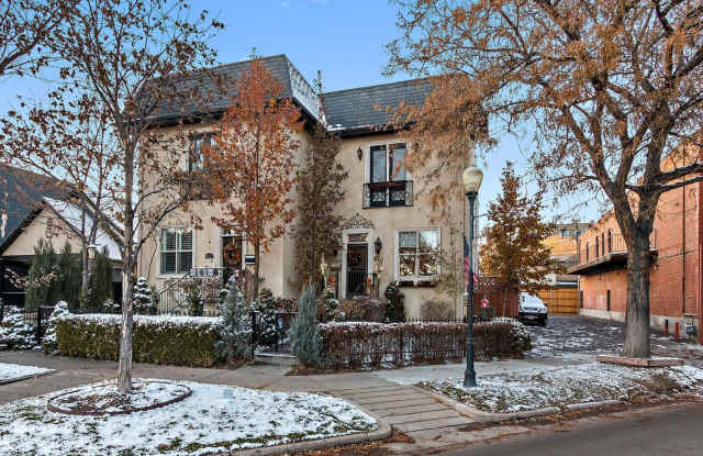 Spacious Unique Beautiful 3BR Townhome in Denver photos photos