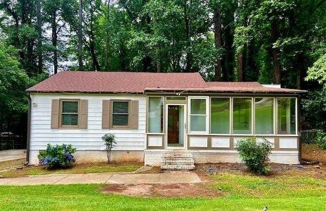 1954 Clairmont Terrace NE photos photos