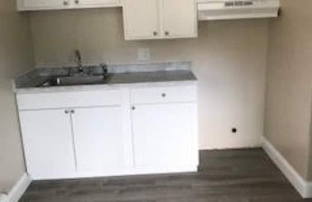 Move-in Special $100 off of 1st Month- 1/2 off 2nd Month! Gallery 2