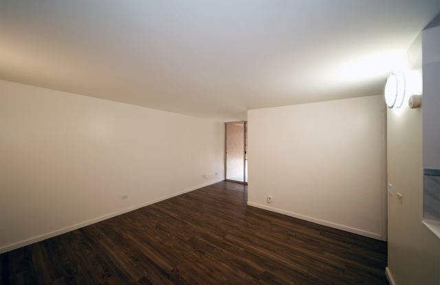 1250 Richard Lane Apt 306 - 1 Gallery 4