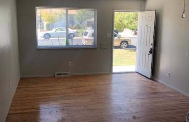222 S Canosa Ct Gallery 3