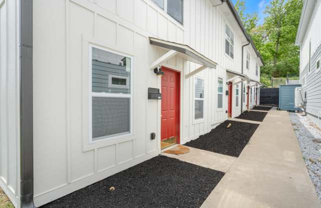 829 Oakland Avenue - 1 Gallery 2
