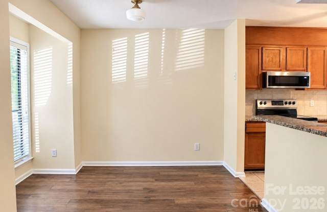 7309 Winery Lane Gallery 4