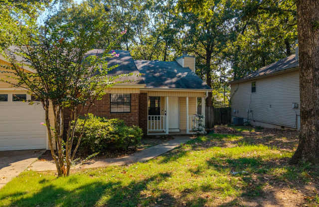 Fully Remodeled 3 Bed / 2 Bath with Fenced Yard, Deck & Garage photos photos