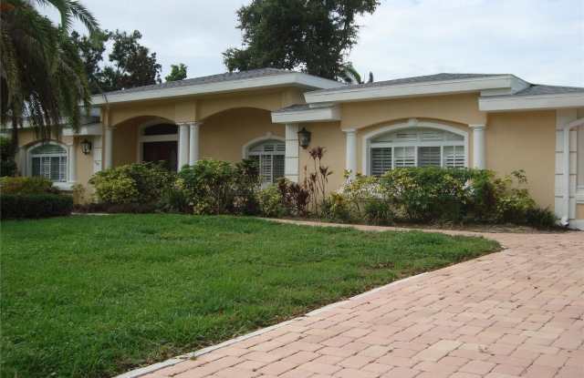 601 PALM Avenue Gallery 2