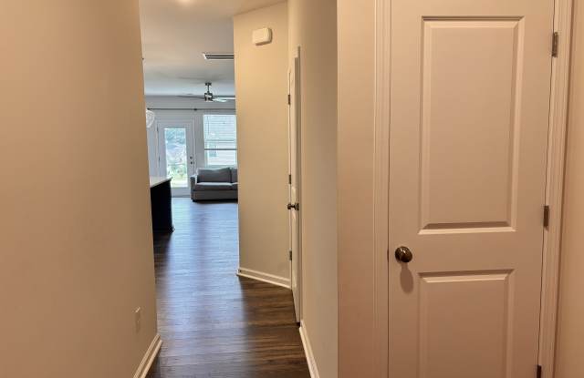 250 Sunny Hill Drive Gallery 2