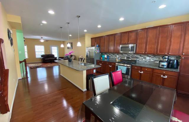 6796 GREEN MILL WAY Gallery 3