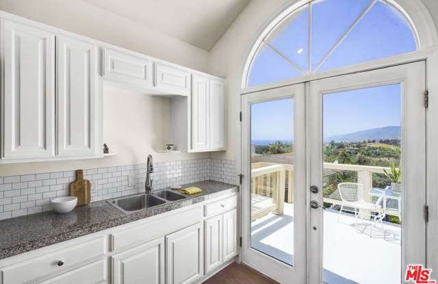 29355 Heathercliff Rd photos photos