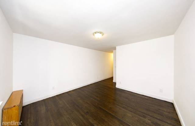 341 E 55th St Gallery 3