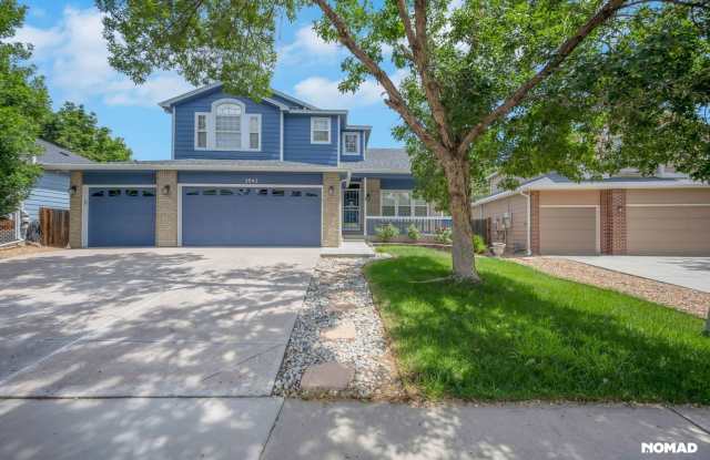 Spacious 4BR House in Broomfield Gallery 1