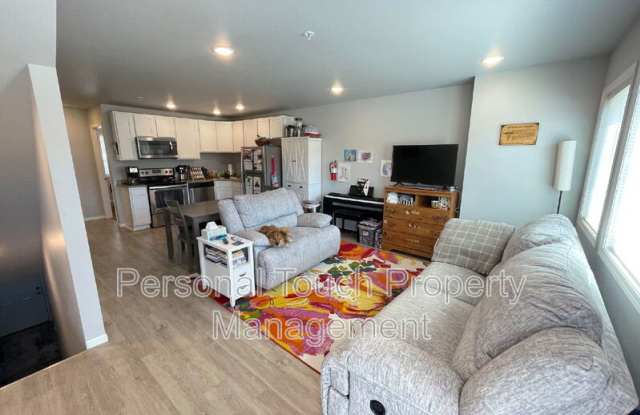 808 7th Ave S, Moorhead photos photos