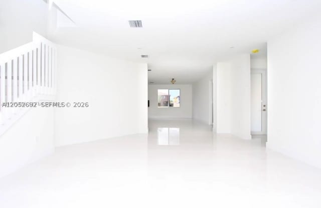 15631 SW 11th Ter Gallery 4