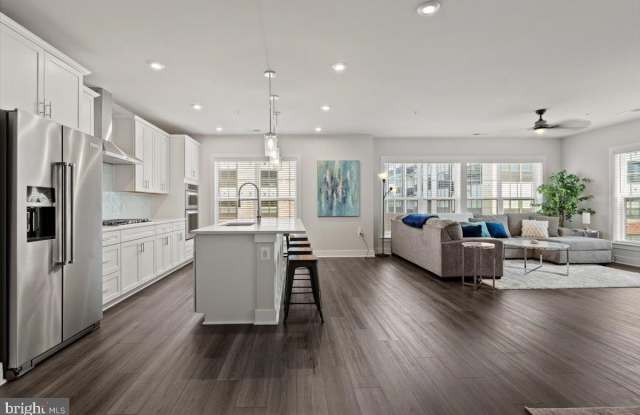 106 ST. IVES PL. unit: 201 photos photos