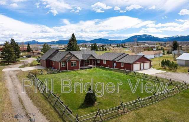 413 Garnet Mountain Way Gallery 1