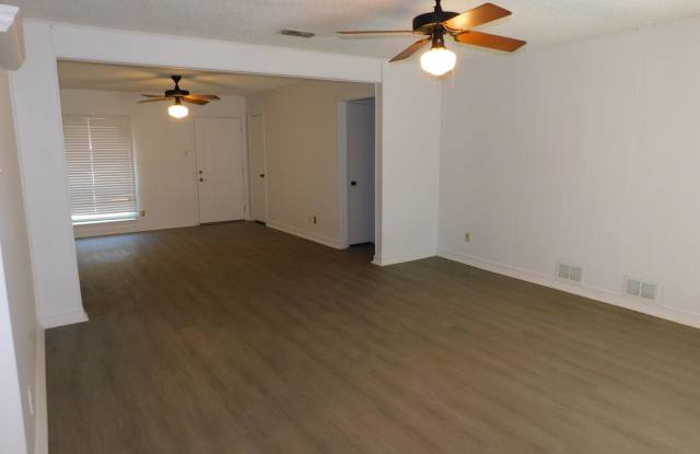 2613 Baxter Dr Gallery 4