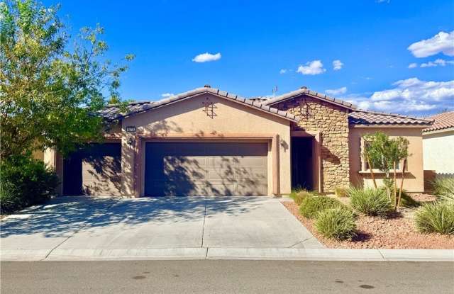 5310 E San Palo Drive Gallery 1