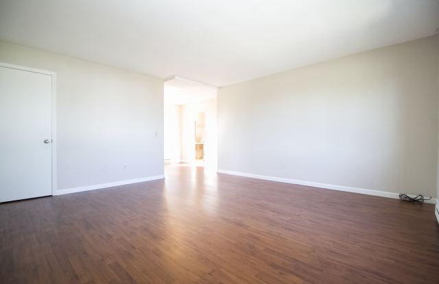 5359 Cresthaven Ln Gallery 4