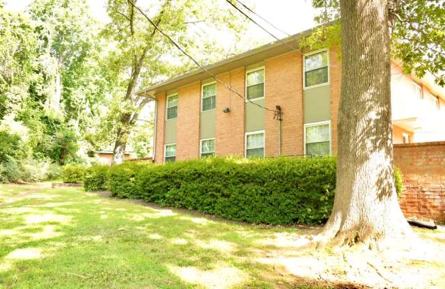 One Bedroom Apartments Available! - 2426 Arlington Boulevard, Charlottesville, VA 22903