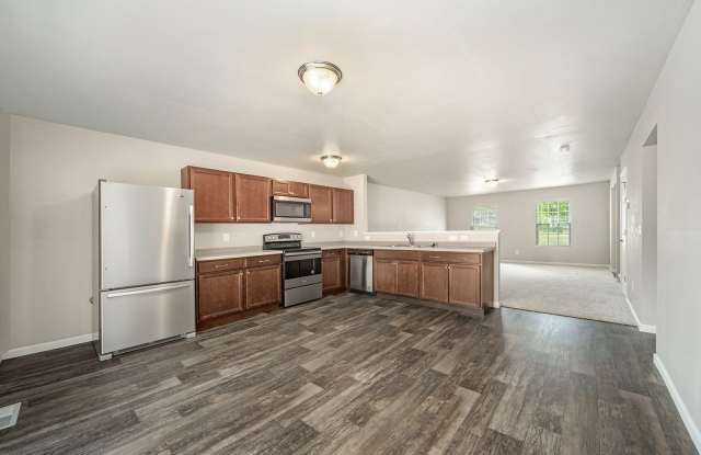 6723 Lutz Drive Gallery 3