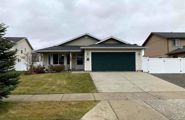 9612 W Spencer Ct - 9612 Spencer Court, Spokane County, WA 99004