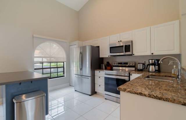 13547 Fountain View Boulevard, Wellington, FL 33414 - 7744 Gallery 1