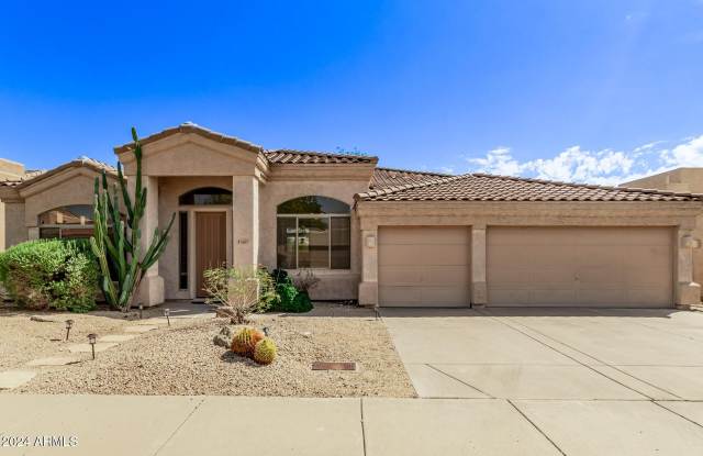 7667 E STARLA Drive - 7667 East Starla Drive, Scottsdale, AZ 85255