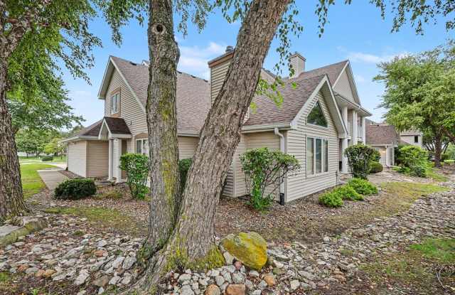 Rent: $2,100 - 2 bed condo Gallery 4