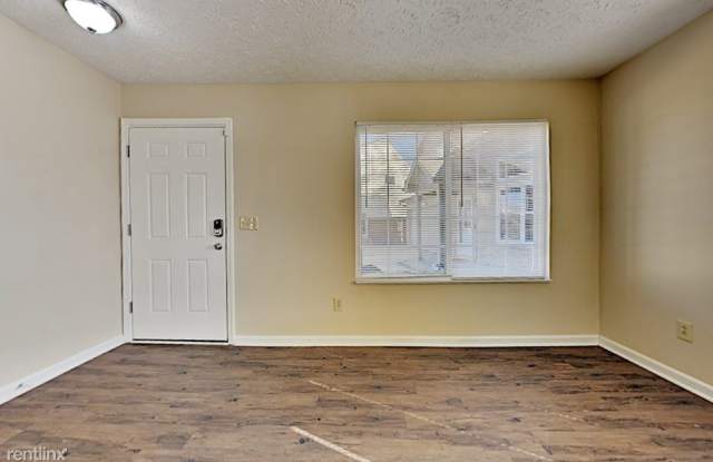 655 Scotch Pine Drive Gallery 4