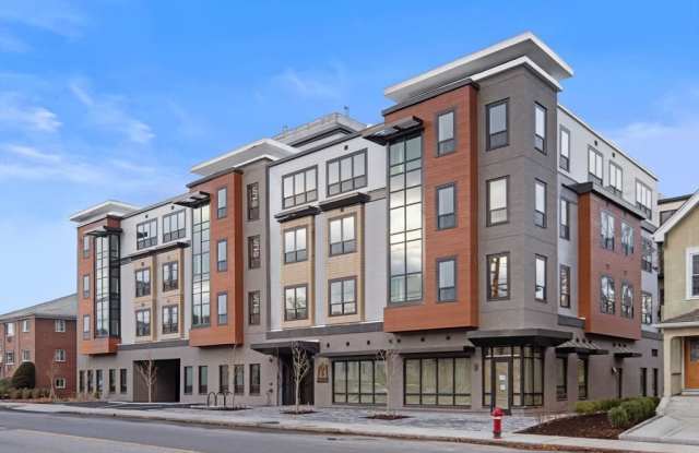 1021-1025 Mass Avenue Gallery 4
