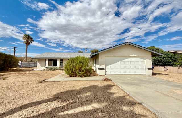 AVAILABLE NOW !! 3 Bedroom 2 Bathroom Home in Yucca Valley photos photos AVAILABLE NOW !! 3 Bedroom 2 Bathroom Home in Yucca Valley photos photos