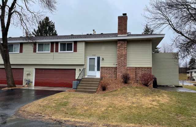 Beautifully updated Townhome in the West Bloomington neighborhood! photos photos
