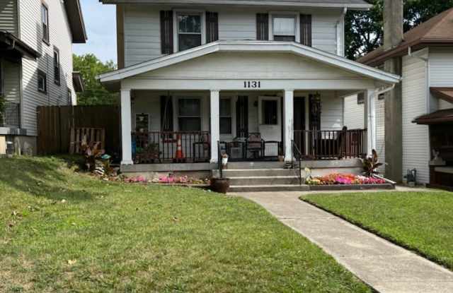 1131 Beaumont Avenue photos photos