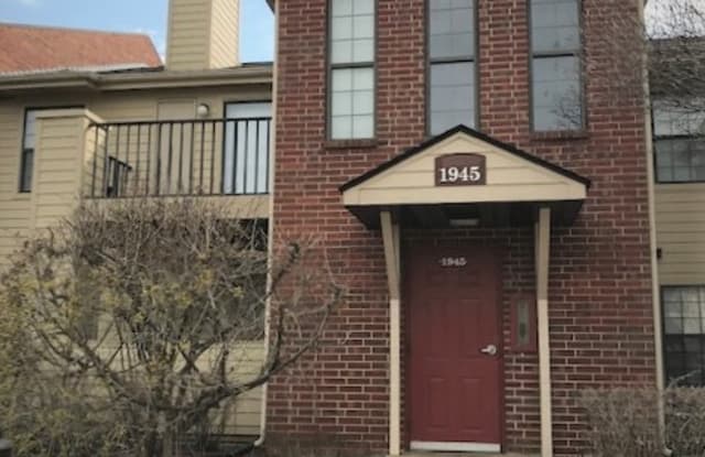 1945 North Hicks Road - 1945 North Hicks Road, Palatine, IL 60074